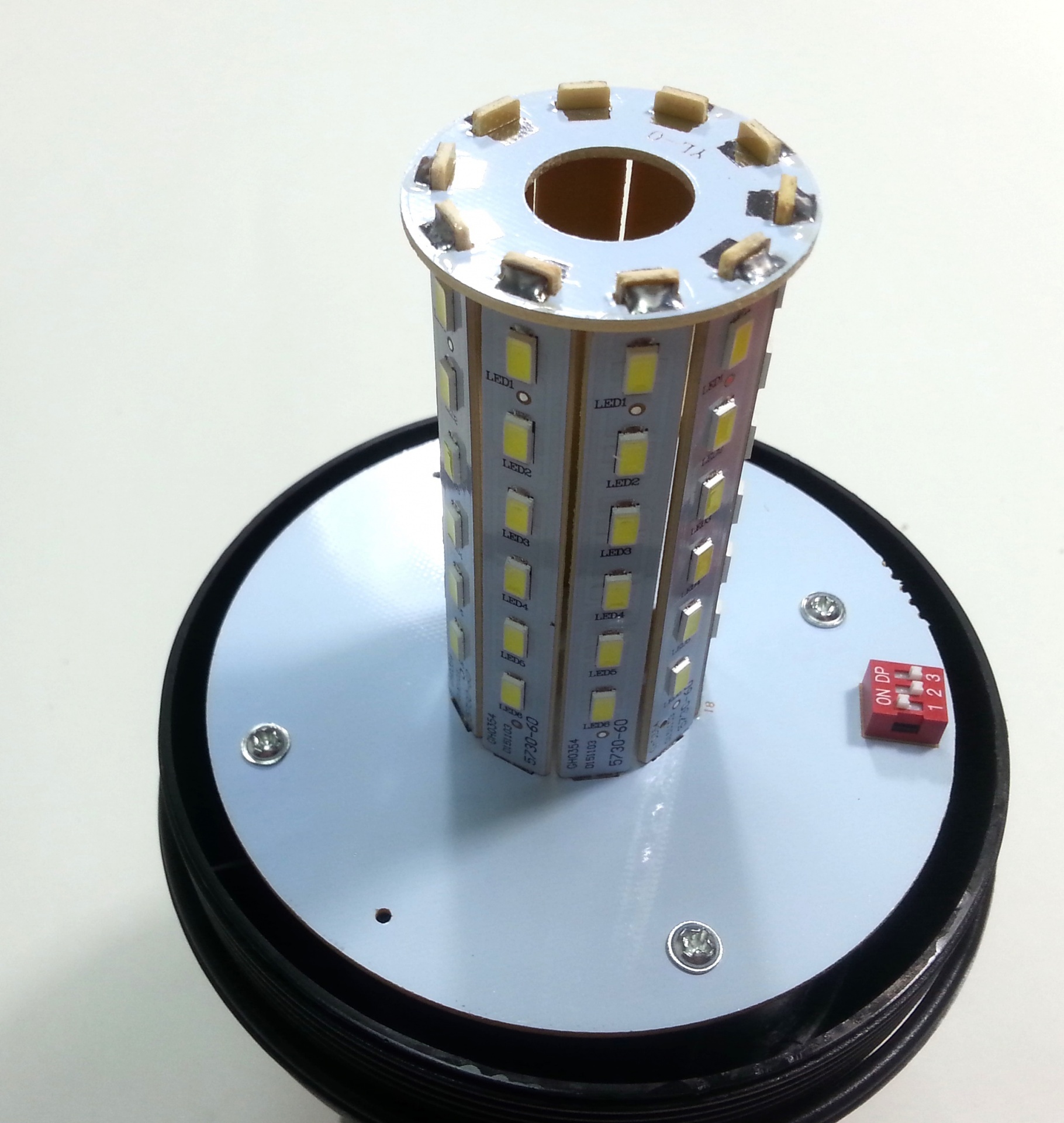 40 Led Warning Light Beacon Flashing Strobe Amber Magnetic 126mm 12V 24V