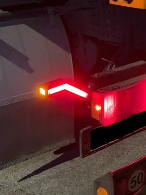 2 x Led NEON Position lights Stalk Outline Lamp Truck Trailer Lorry 12V 24V
