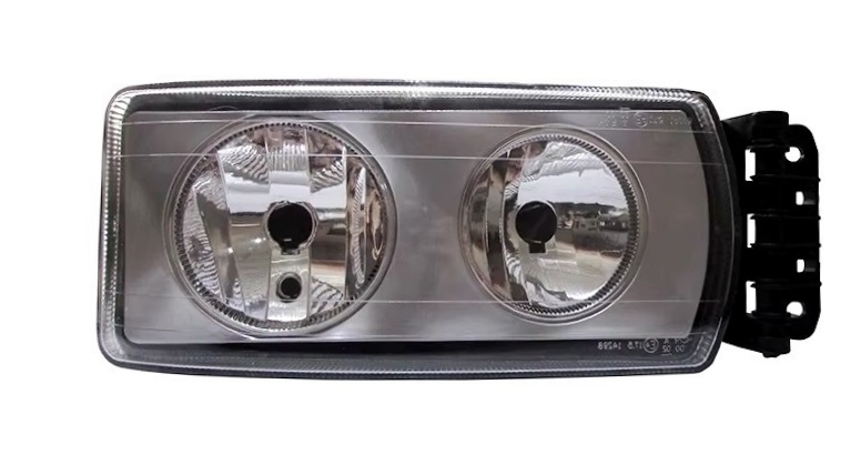 Right IVECO EuroCargo,Stralis,Tector,Trakker Truck Headlights Headlamp Front Lights Manual Regulation