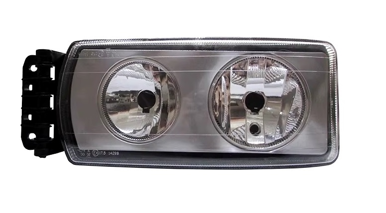 Links IVECO EuroCargo,Stralis,Tector,Trakker Truck Headlights Headlamp Front Lights Manual Regulation