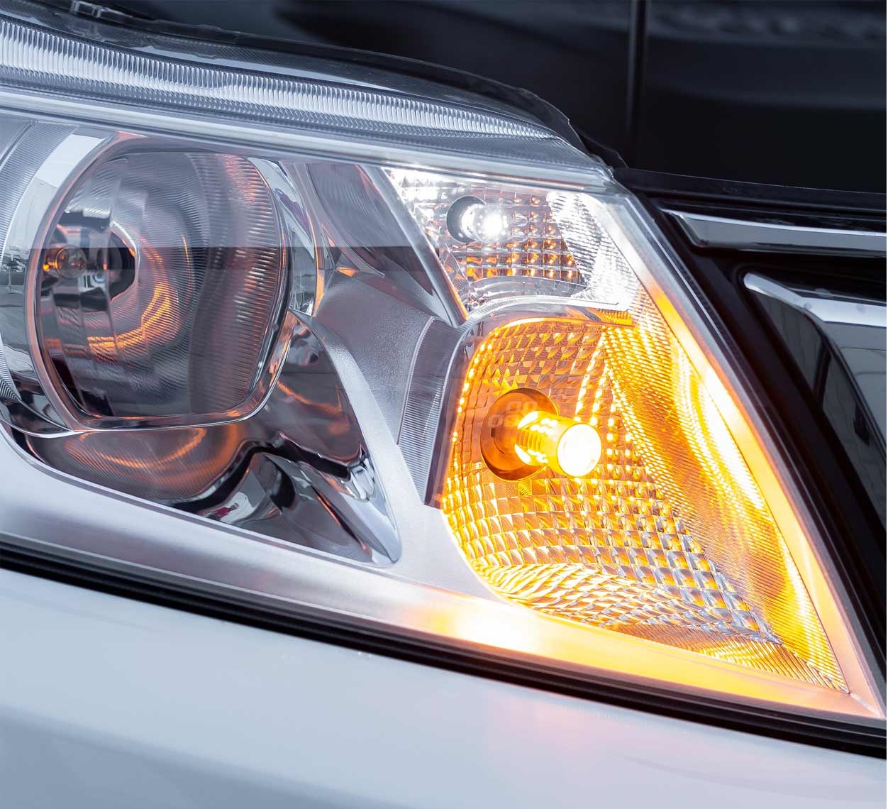 2 x LED Bulbs T20 W21W Canbus 3030 24SMD 12V/24V Lampe Orange Canbus Rear Indicator Tail Lights 
