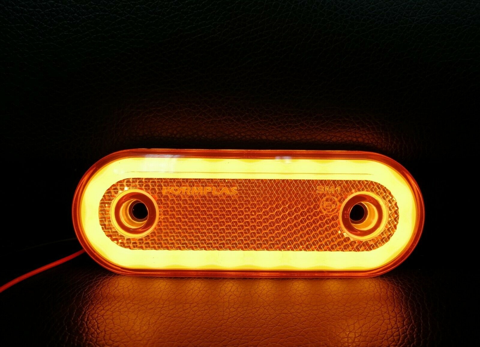 LED Seitenmarkierungsleuchten Orange Neon E9 LKW PKW 12V 24V