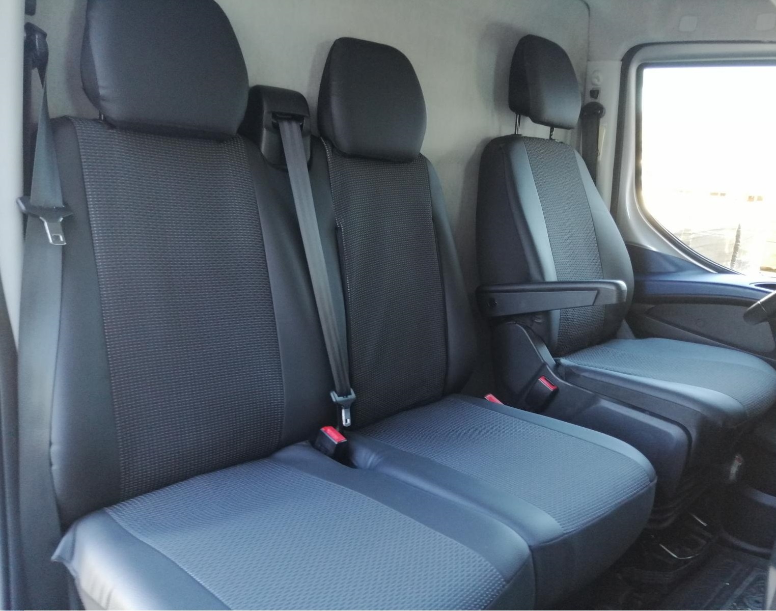 2+1 Seat covers for IVECO DAILY 2016+ Van Black Grey Textile