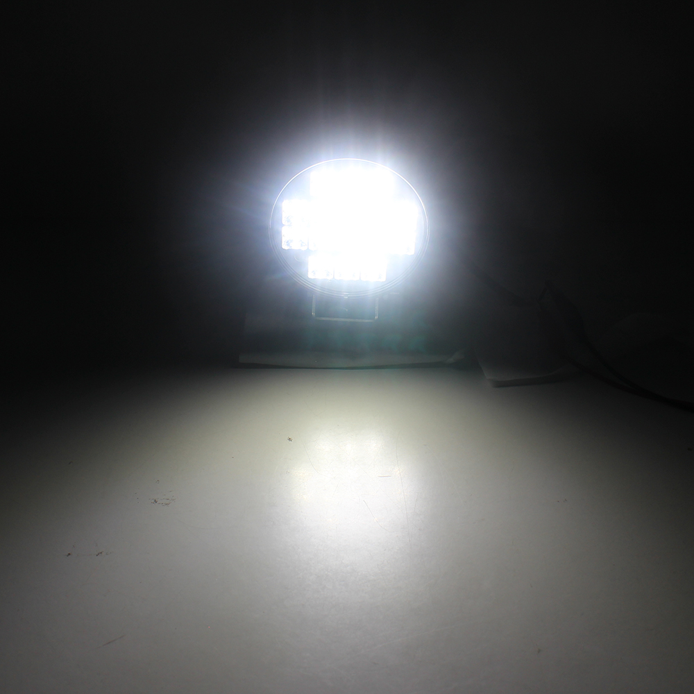 16 LED Luz Lampara de trabajo 12-30V 16W Flood/Spam Beam