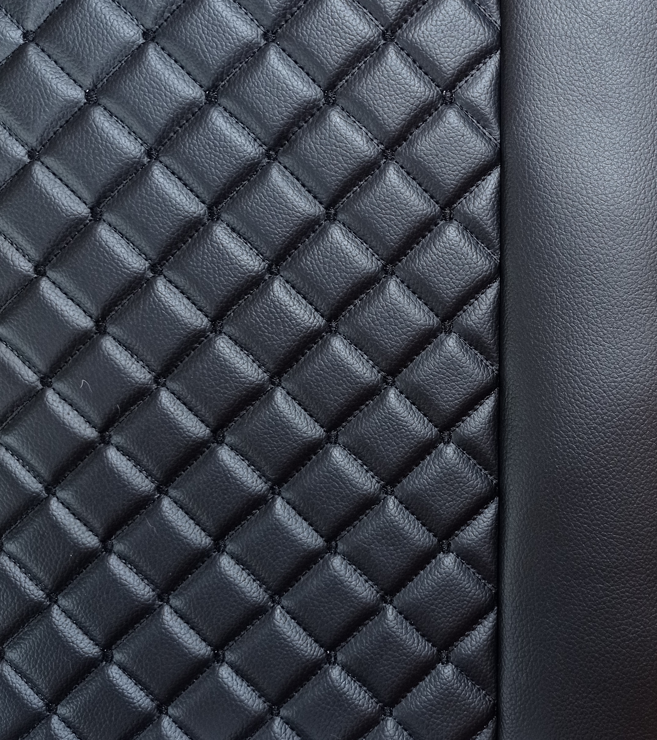 Seat covers for MAN TGX 2015-2021 Truck Black Leather LHD