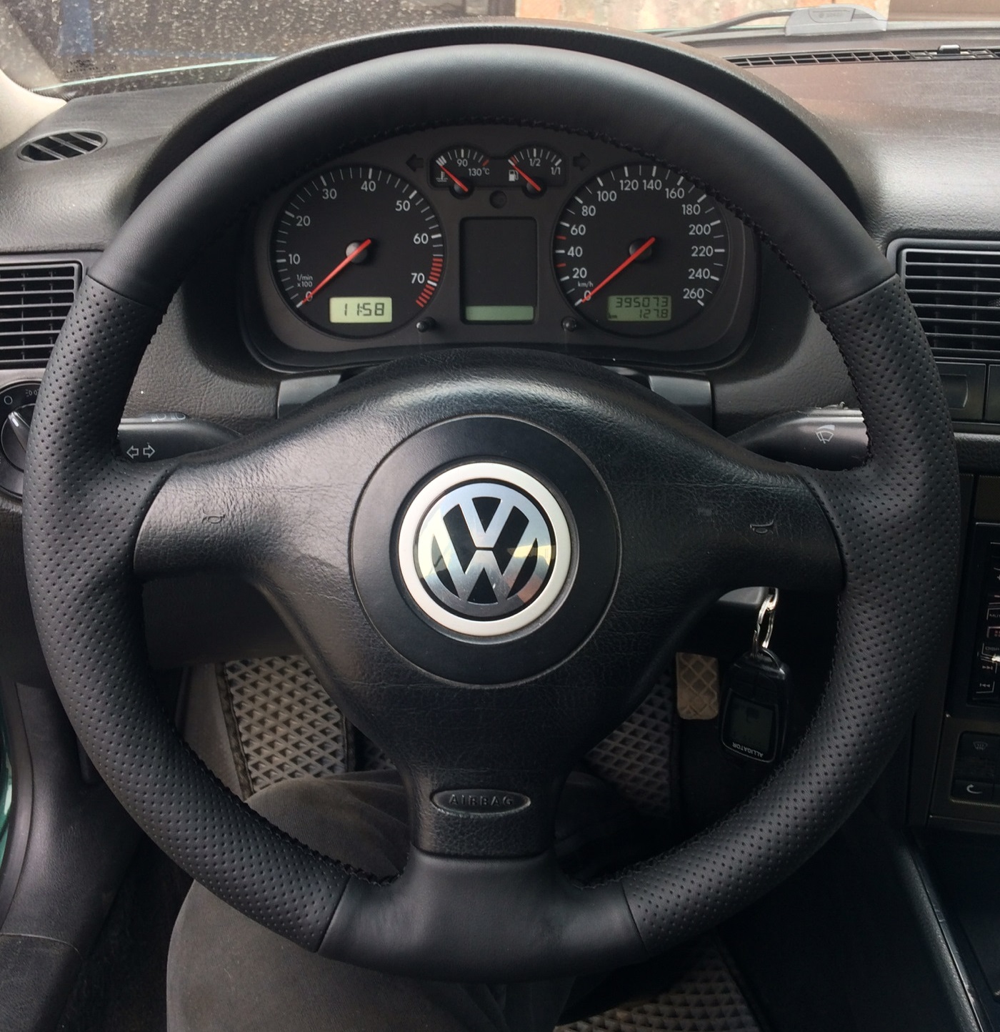 Steering wheel COVER for VW PASSAT B5 Bora Golf 4 Polo Seat Leon Eco Leather For Sewing