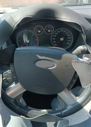 Lenkrad Abdeckung Für FORD FOCUS,FORD CONNECT,FORD KUGA,FORD C-MAX Öko Leder Zum Nähen
